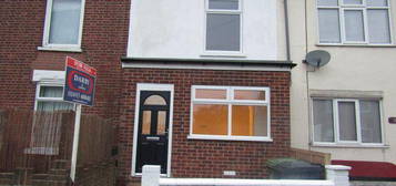 3 bedroom terraced house