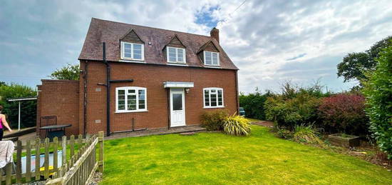 3 bedroom detached house