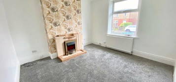 3 bedroom end of terrace house