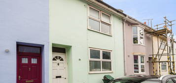 5 bed terraced house to rent