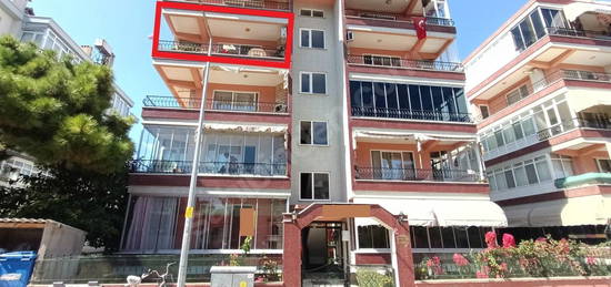 HAMDİ EMLAKTAN YALI DA ASANSÖRLÜ ÖNÜ AÇIK 2+1 DAİRE