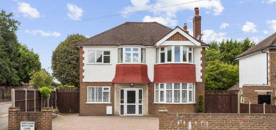 5 bedroom detached house