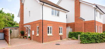 2 bedroom detached house for sale