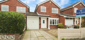 3 bedroom detached house