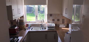 2 bed flat to rent