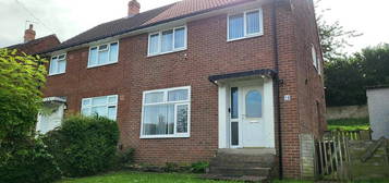 3 bedroom semi-detached house to rent