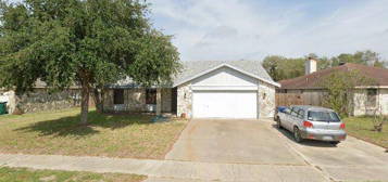 2209 Bird Island Dr, Corpus Christi, TX 78418