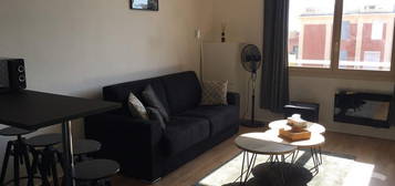 Location appartement 1 pièce 28 m²