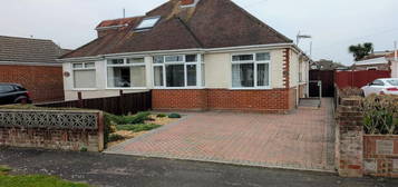 2 bedroom semi-detached bungalow for sale