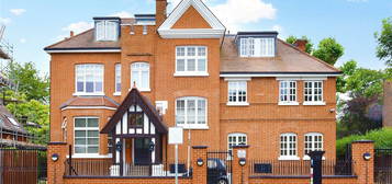 Flat for sale in Keswick Road, Putney, London SW15