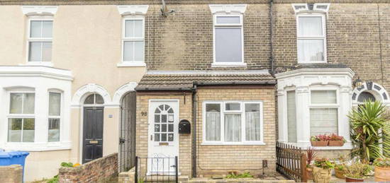 4 bedroom terraced house