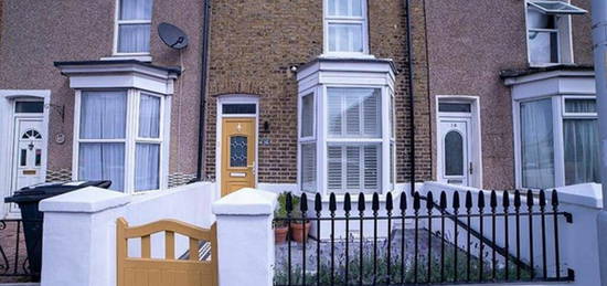 2 bedroom terraced house