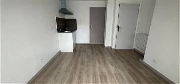 Location appartement 1 pièce 16 m²