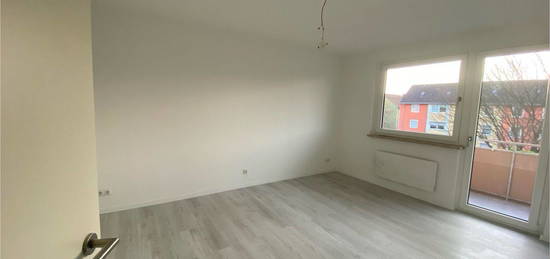 3 Zimmer-Wohnung mit EBK & Balkon