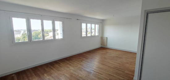 Appartement  à vendre, 4 pièces, 2 chambres, 65 m²