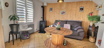 PONT SAINTE MAXENCE 60700 -  Maison 3 chambres avec courette et garage centre ville