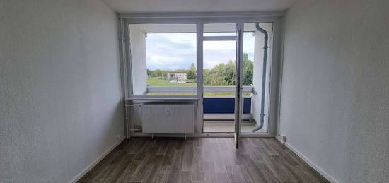 Renovierte Familienwohnung mit Balkon gesucht ?