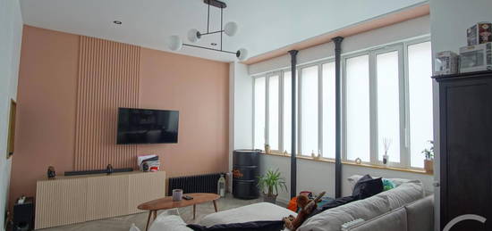 Appartement meublé  à vendre, 3 pièces, 2 chambres, 73 m²