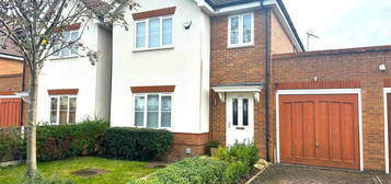 4 bedroom semi-detached house