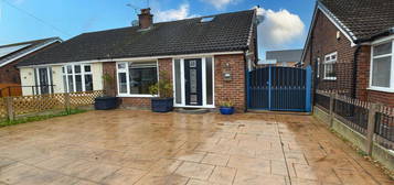 2 bedroom semi-detached bungalow for sale