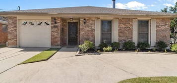 1432 Aris Ave, Metairie, LA 70005