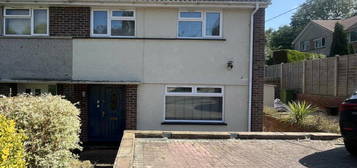 3 bedroom semi-detached house