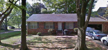 302 Fonville St, Martin, TN 38237