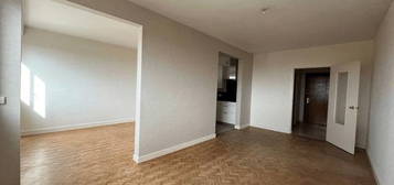 Location appartement 1 pièce 49 m²