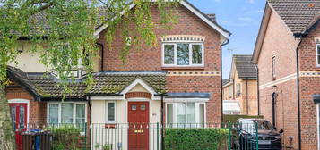 3 bed semi-detached house for sale