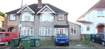 8 bedroom terraced house