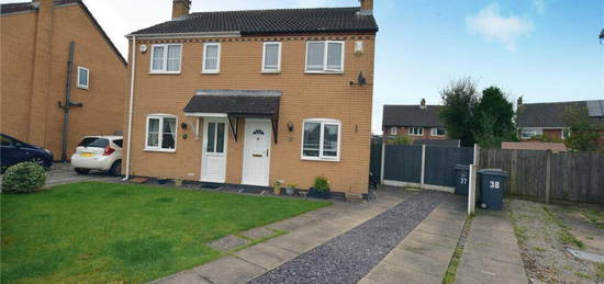 2 bedroom semi-detached house for sale