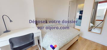 Appartement meublé  à louer, 5 pièces, 4 chambres, 82 m²