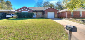 2309 E 11th St, Shawnee, OK 74801