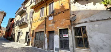 Quadrilocale in vendita in via Garibaldi, 46