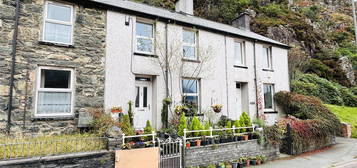 Terraced house for sale in Parrys Terrace, Rhiwbryfdir, Blaenau Ffestiniog, Gwynedd LL41