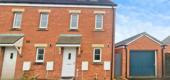 3 bedroom end of terrace house for sale