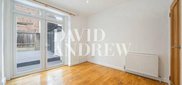 2 bedroom ground floor flat