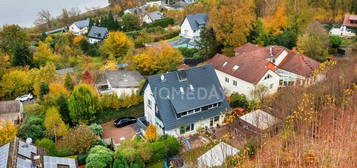 Großzügige 3-Zimmer-Erdgeschosswohnung mit eigenem Garten, Terrasse und Seeblick in Möhnesee