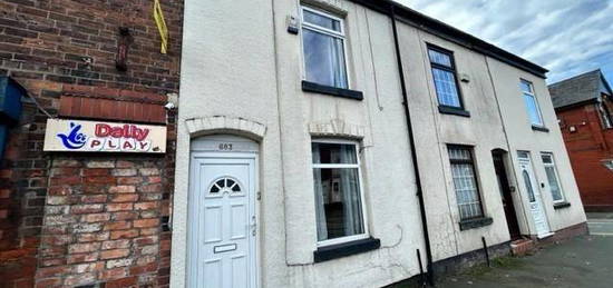 Terraced house to rent in Manchester Old Road, Middleton, Manchester M24