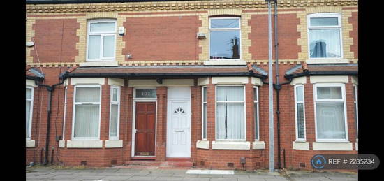 3 bedroom terraced house