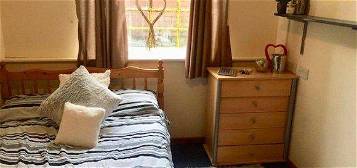 Shared accommodation to rent in Russell Street, Nottingham, Nottingham NG7