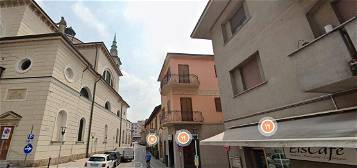 Bilocale a Bernareggio con posto auto e balcone