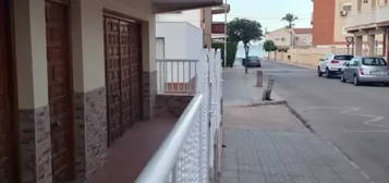 Casa adosada en calle Isla Cunillera, 10