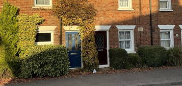 Terraced house to rent in Shaftesbury Street, Fordingbridge, Hampshire SP6