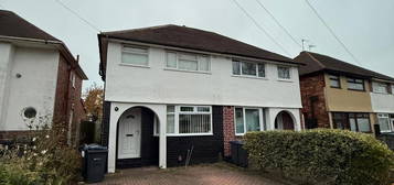 3 bed semi-detached house to rent