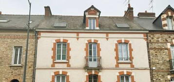 Maison à vendre 10 pièces RENNES (35)