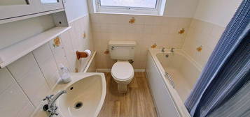 Property to rent in Newlands, Ashford, Kent TN23