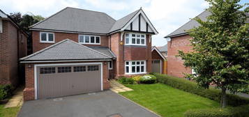 4 bed detached house for sale