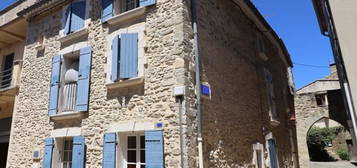 Maison Caumont Sur Durance 5 pièce(s) 175 m2