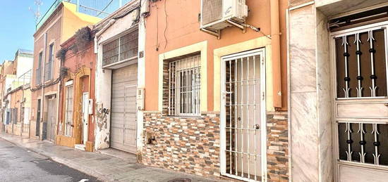 Casa o chalet en venta en Calle Rosario, 28, La Chanca - Pescadería